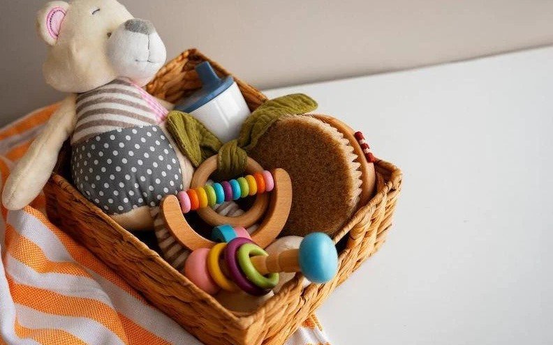 when do newborns need toys